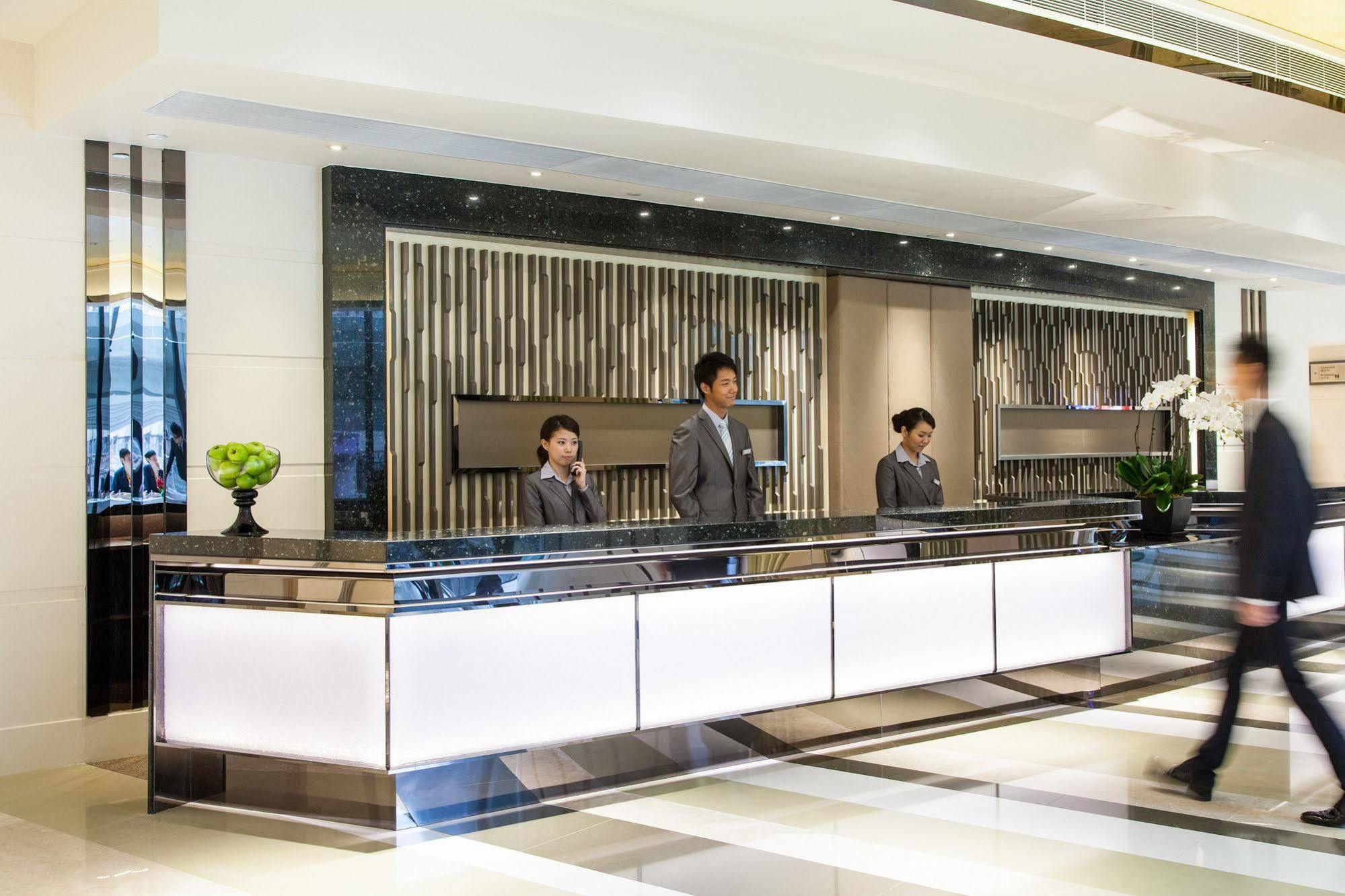 Rosedale Hotel Kowloon Hongkong Exteriör bild