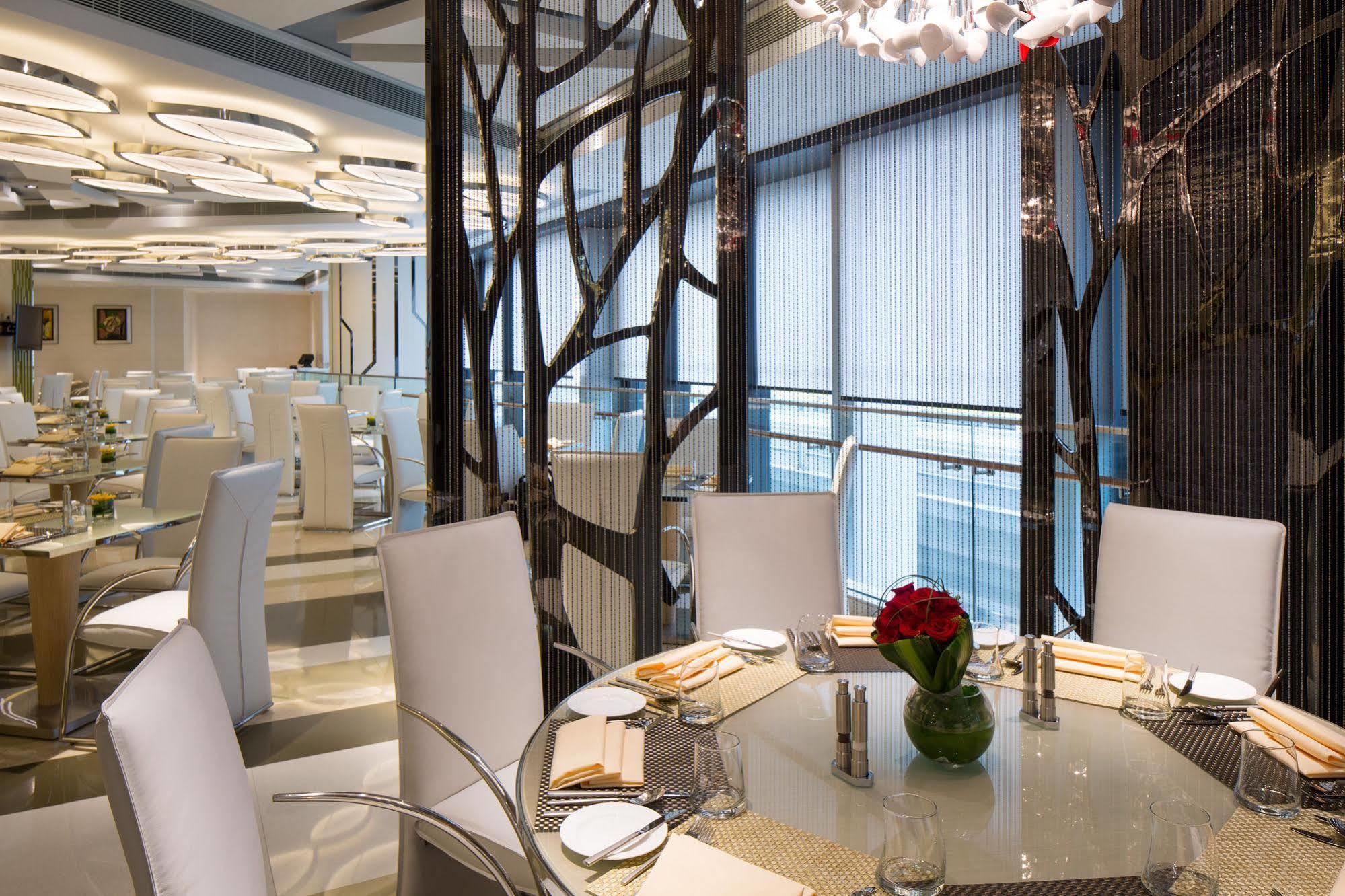 Rosedale Hotel Kowloon Hongkong Exteriör bild