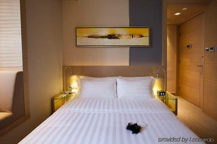 Rosedale Hotel Kowloon Hongkong Exteriör bild